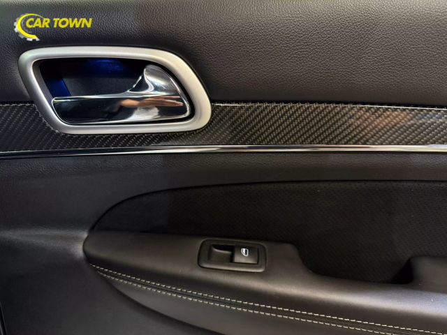 Vehicle image 45 of 61