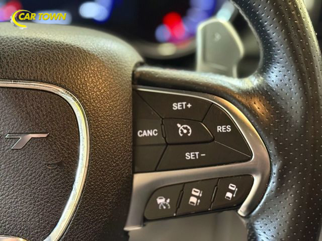 Vehicle image 25 of 61