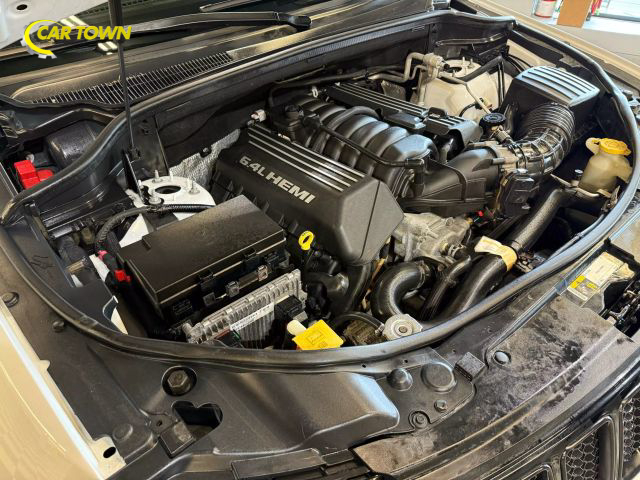 Vehicle image 57 of 61