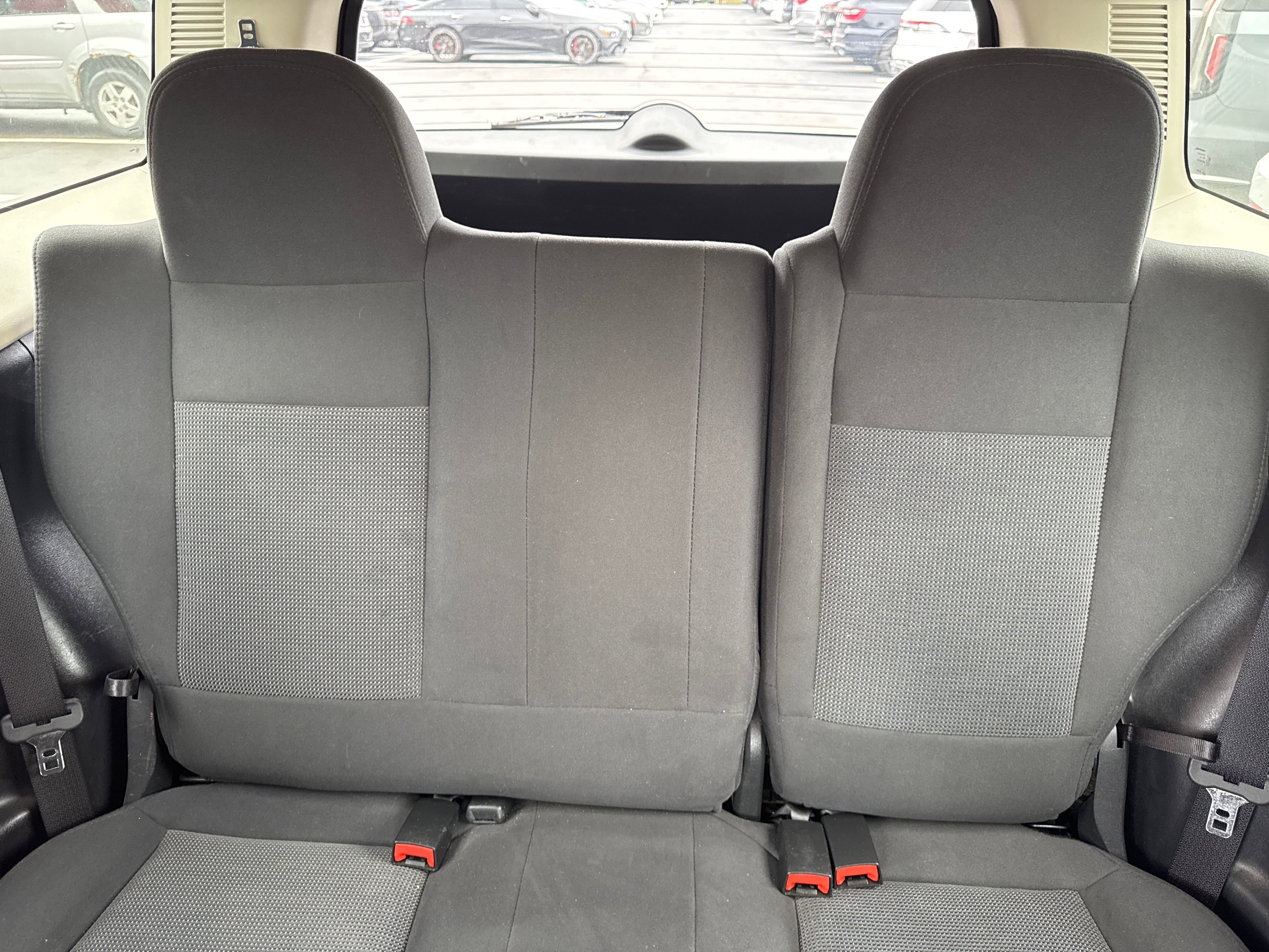 2015 Jeep Patriot Latitude Image 12 of 20