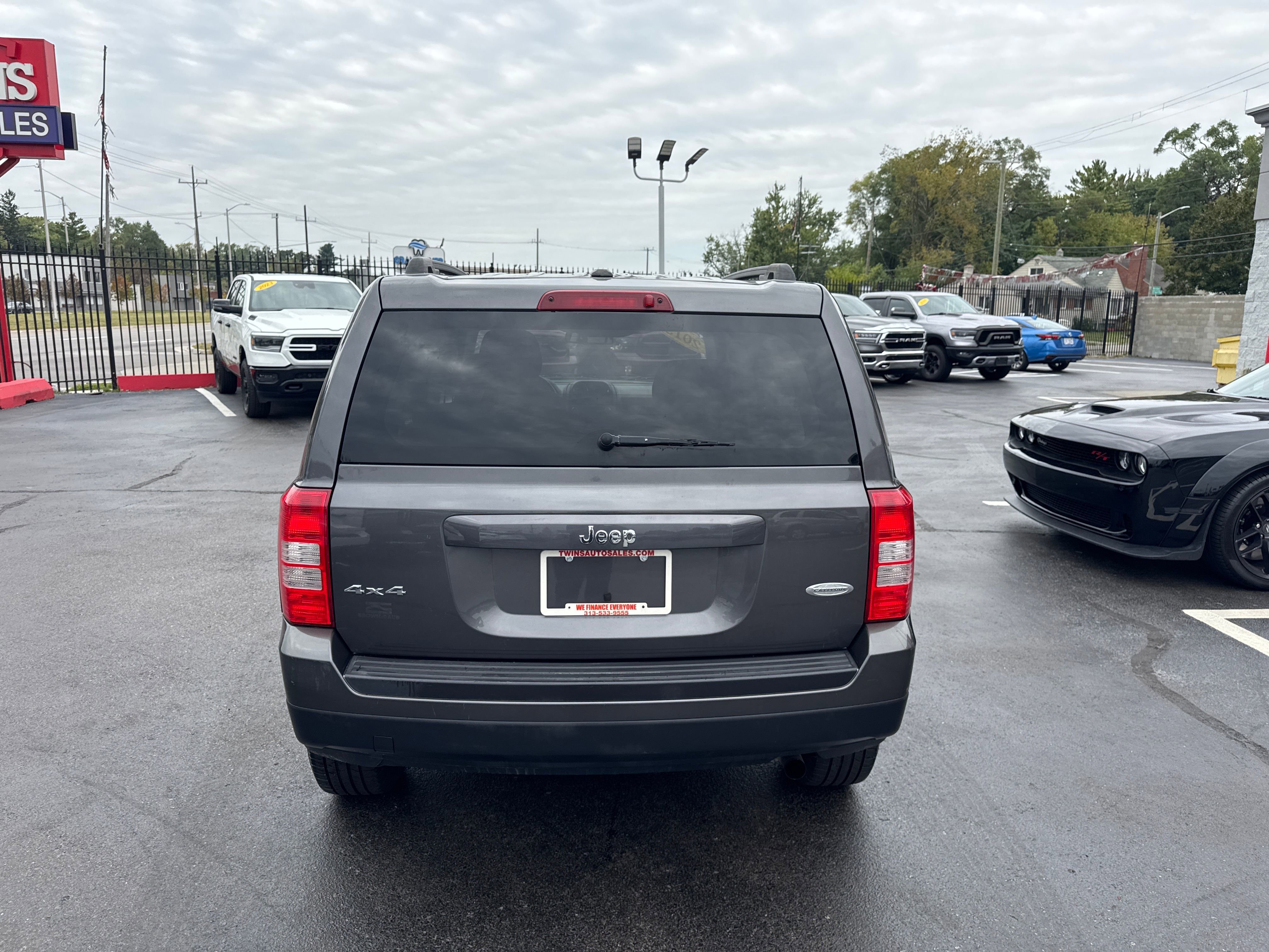 2015 Jeep Patriot Latitude Image 6 of 20