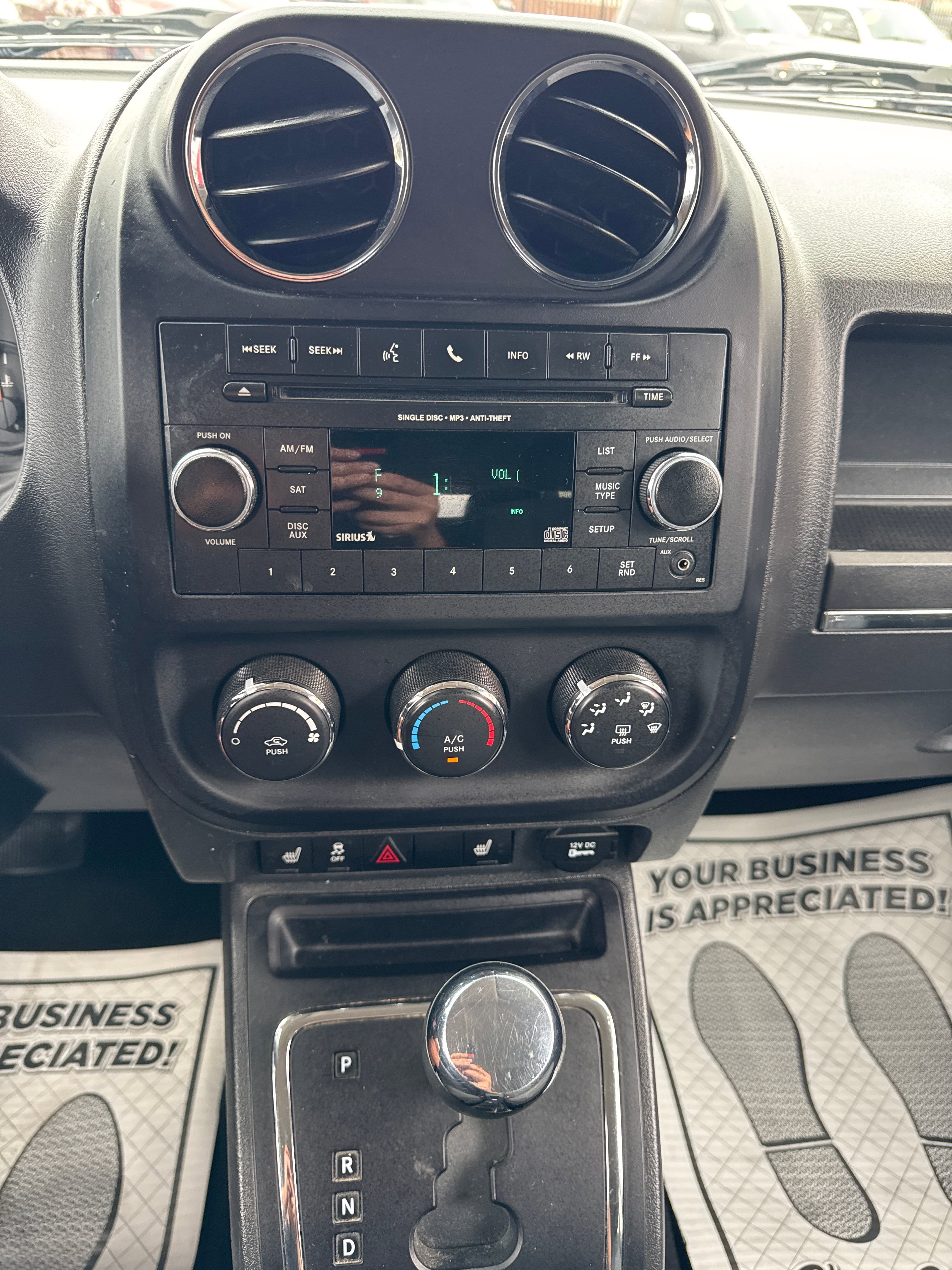 2015 Jeep Patriot Latitude Image 15 of 20