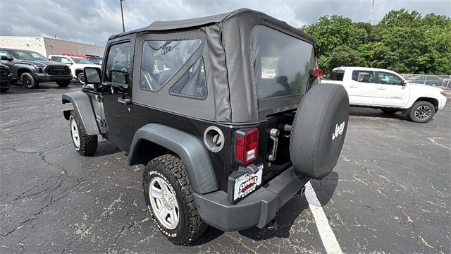 Vehicle image 5 of 27