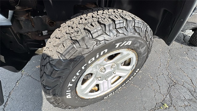Vehicle image 7 of 27