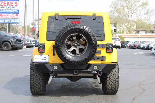Vehicle image 6 of 38