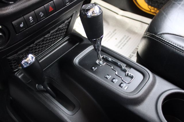 Vehicle image 15 of 38