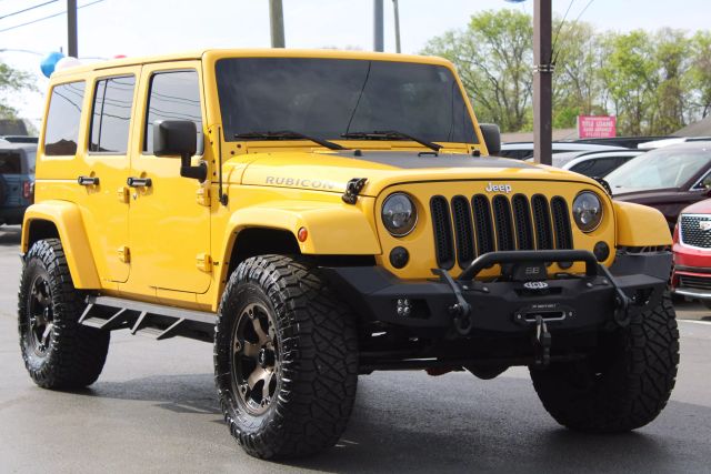 Vehicle image 3 of 38