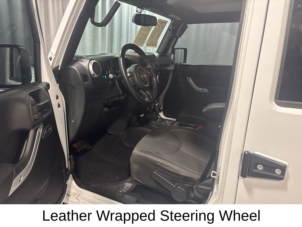 Vehicle image 19 of 35