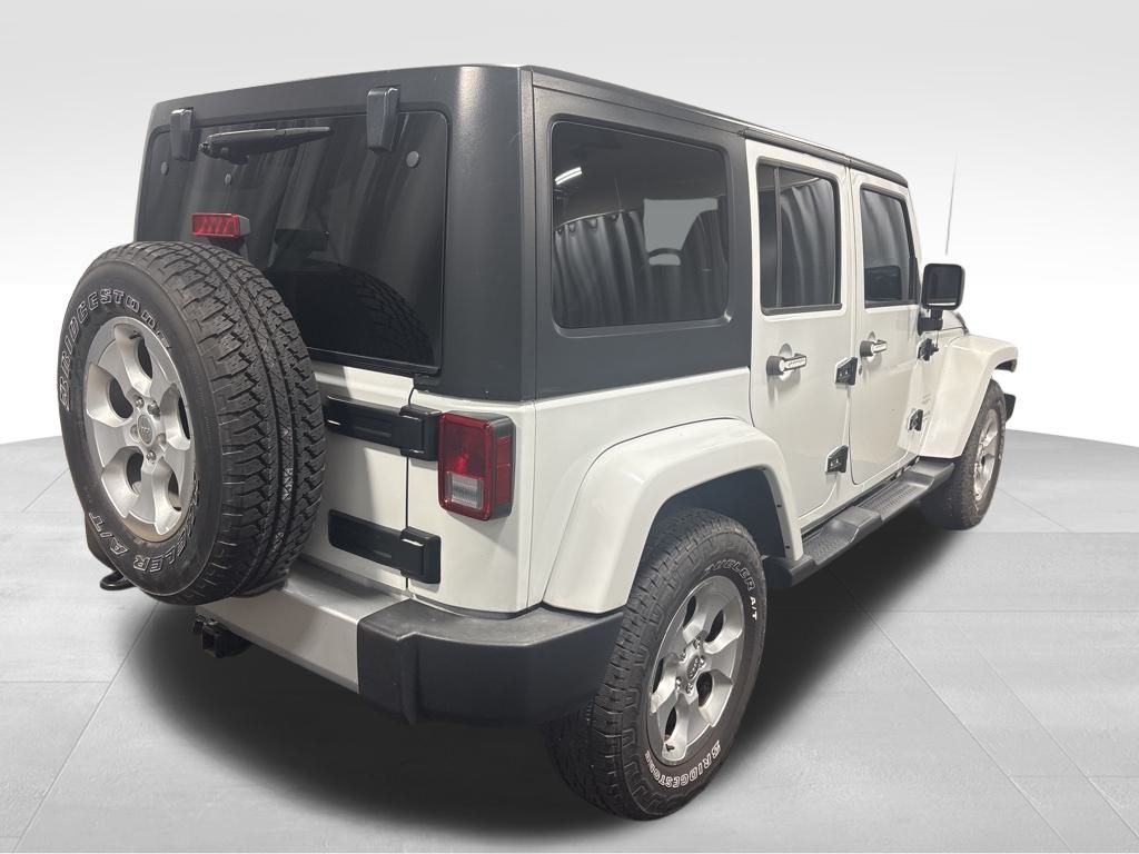 Vehicle image 5 of 35