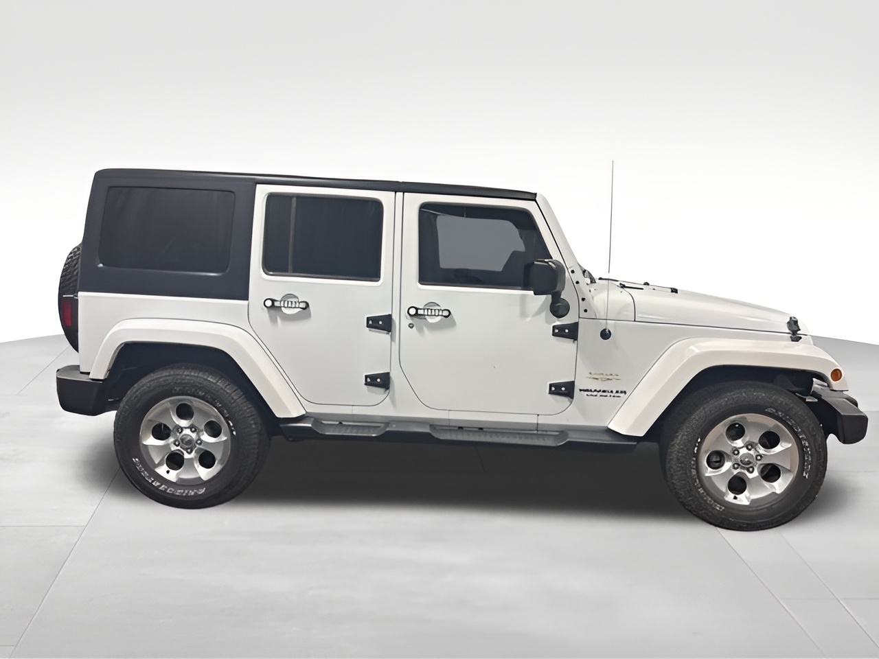 Vehicle image 31 of 35