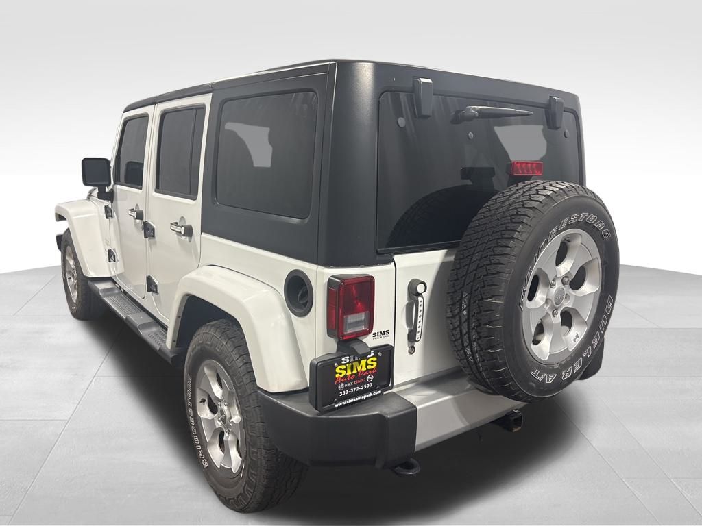 Vehicle image 8 of 35