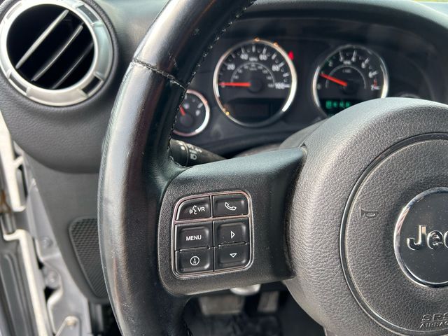 Vehicle image 18 of 41