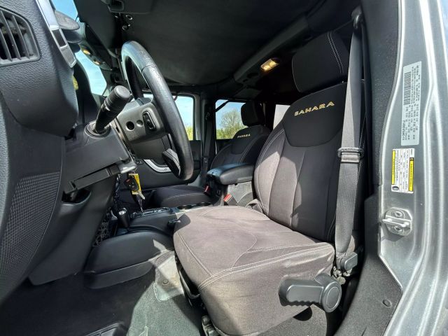 Vehicle image 13 of 41