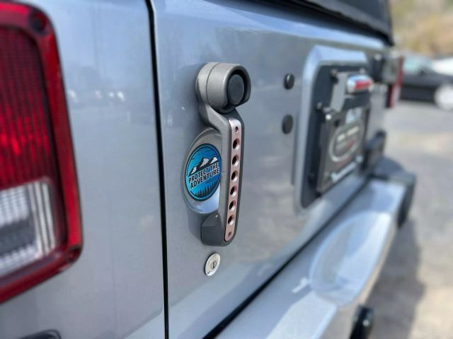 Vehicle image 36 of 41