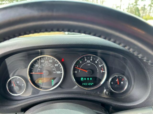 Vehicle image 19 of 41