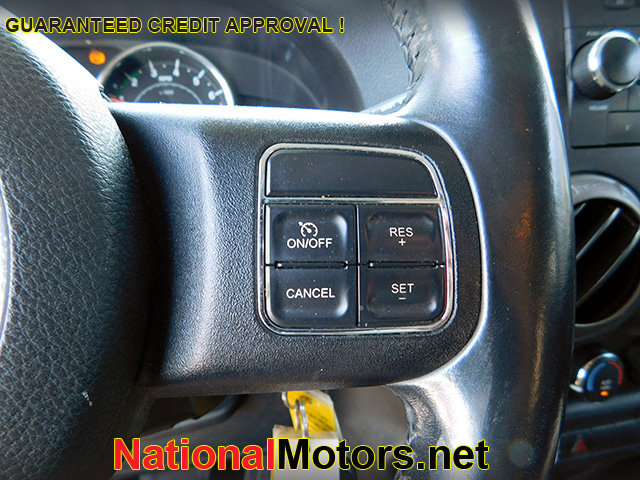 Vehicle image 10 of 12