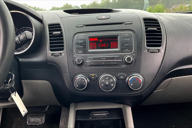 Vehicle image 18 of 31
