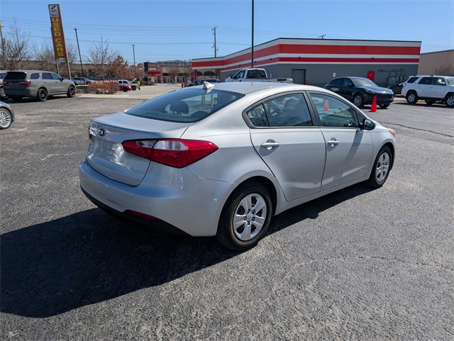 Vehicle image 6 of 24