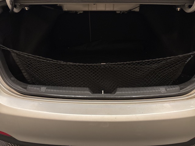 Vehicle image 12 of 22