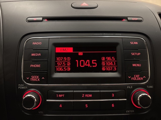 Vehicle image 17 of 22
