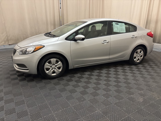 Vehicle image 2 of 22