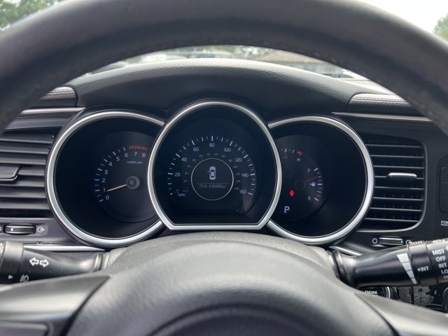 Vehicle image 17 of 30