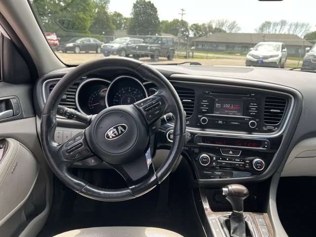 Vehicle image 14 of 30