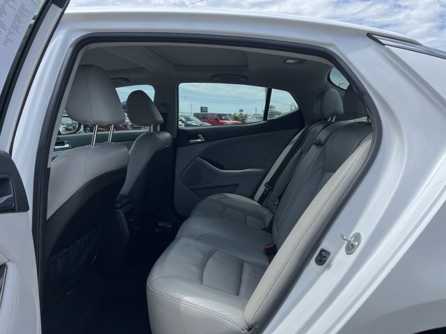 Vehicle image 13 of 30