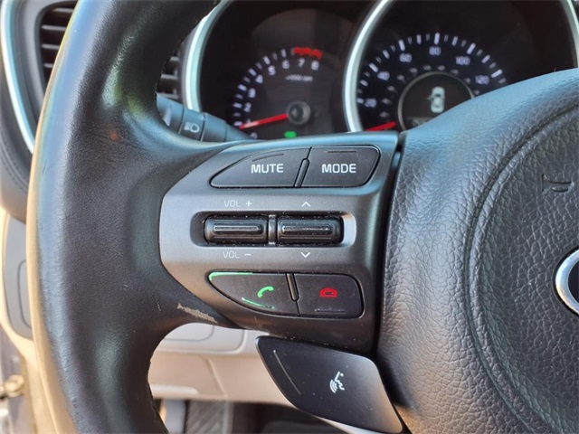 Vehicle image 22 of 31