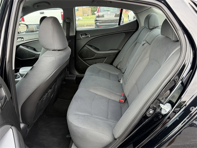 Vehicle image 12 of 21