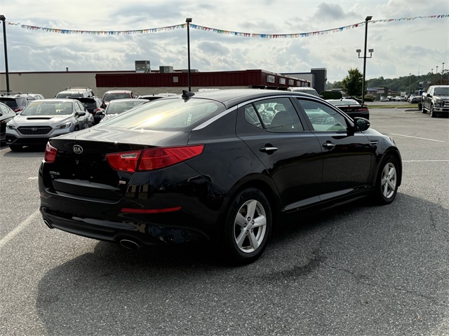 Vehicle image 5 of 21