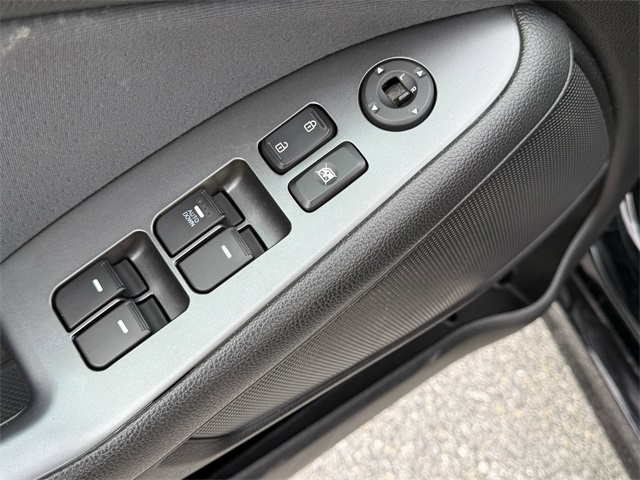 Vehicle image 21 of 21