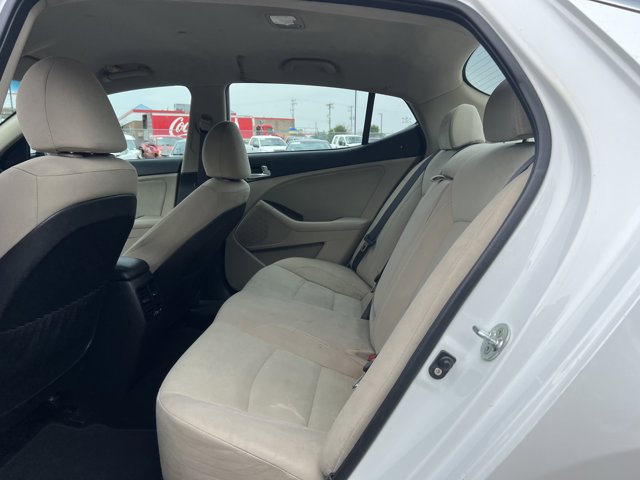 Vehicle image 11 of 33