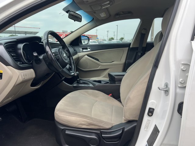 Vehicle image 15 of 33