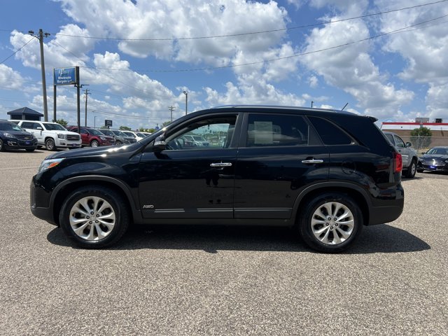Vehicle image 8 of 31