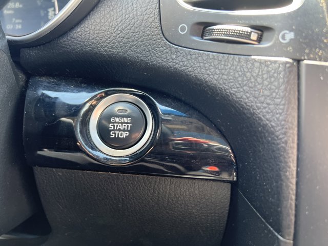 Vehicle image 22 of 31