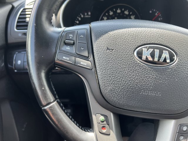 Vehicle image 15 of 31