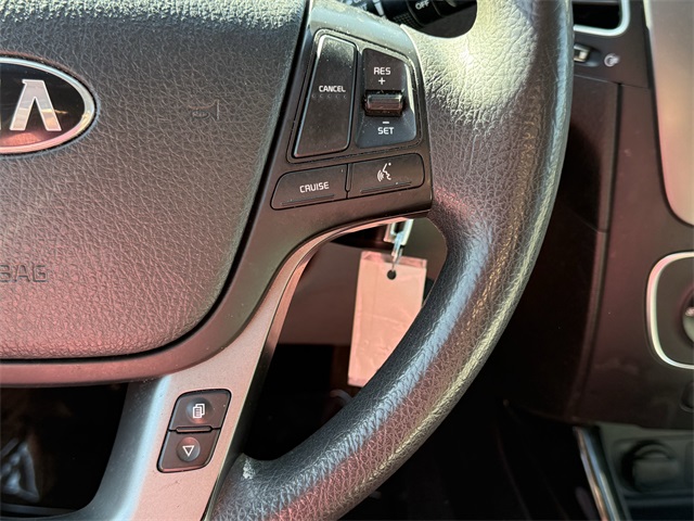 Vehicle image 20 of 21