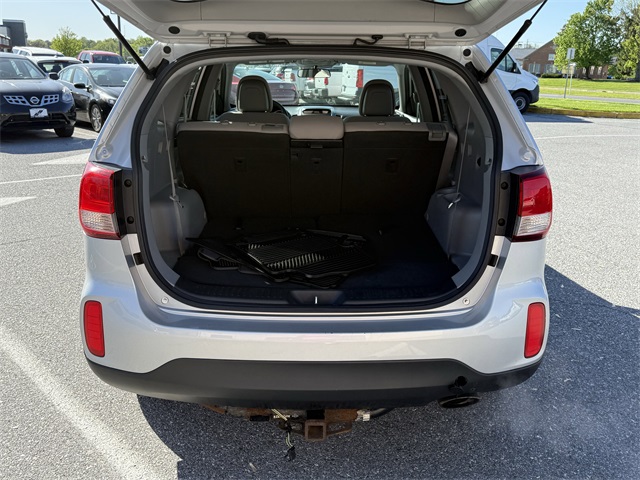 Vehicle image 12 of 21