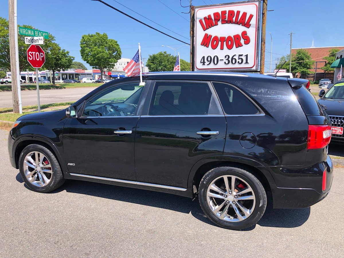 Vehicle image 4 of 12
