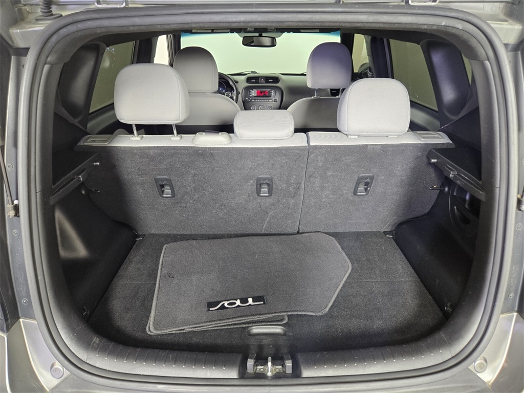 Vehicle image 16 of 31