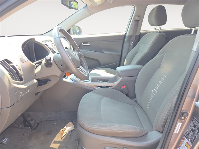 Vehicle image 9 of 10