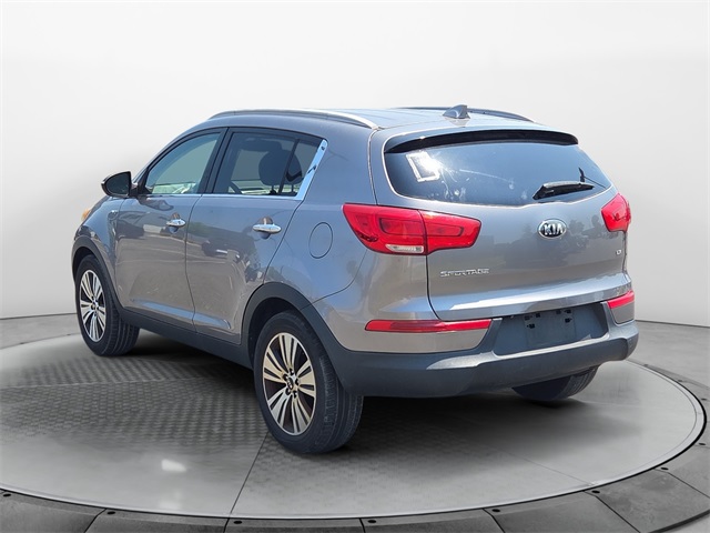 Vehicle image 7 of 10