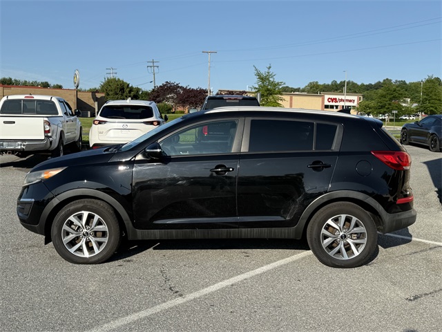 Vehicle image 7 of 22