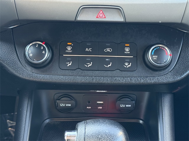 Vehicle image 20 of 22