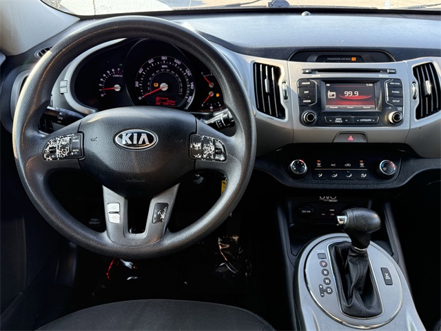 Vehicle image 15 of 22