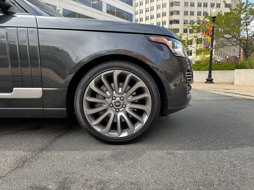 Vehicle image 16 of 49