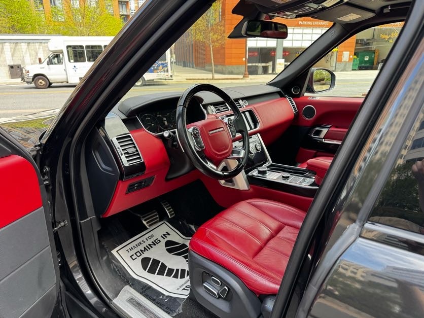 Vehicle image 17 of 49