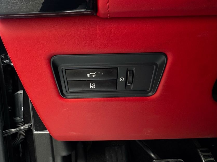 Vehicle image 44 of 49