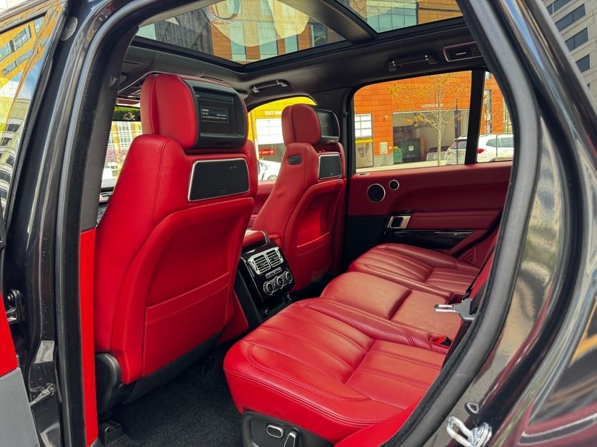 Vehicle image 22 of 49